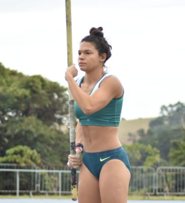 Isabel de Quadros é campeã Pan-Americana no salto com vara