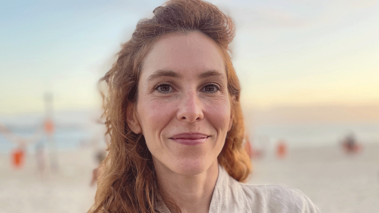 café gravação | Corpo plástico, investimento e ostentação, com Silvia Naidin