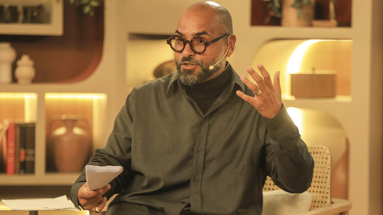 café na tv | Ostentar para existir: distinção, imaginação e hierarquias no Brasil, com Michel Alcoforado