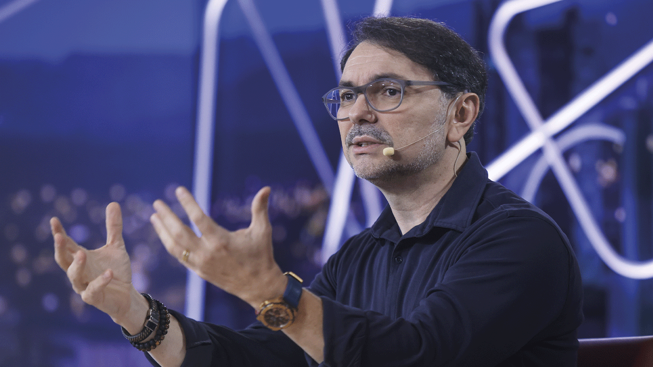 café na tv |  Identidade líquida: quem somos quando tudo muda?, Rossandro Klinjey