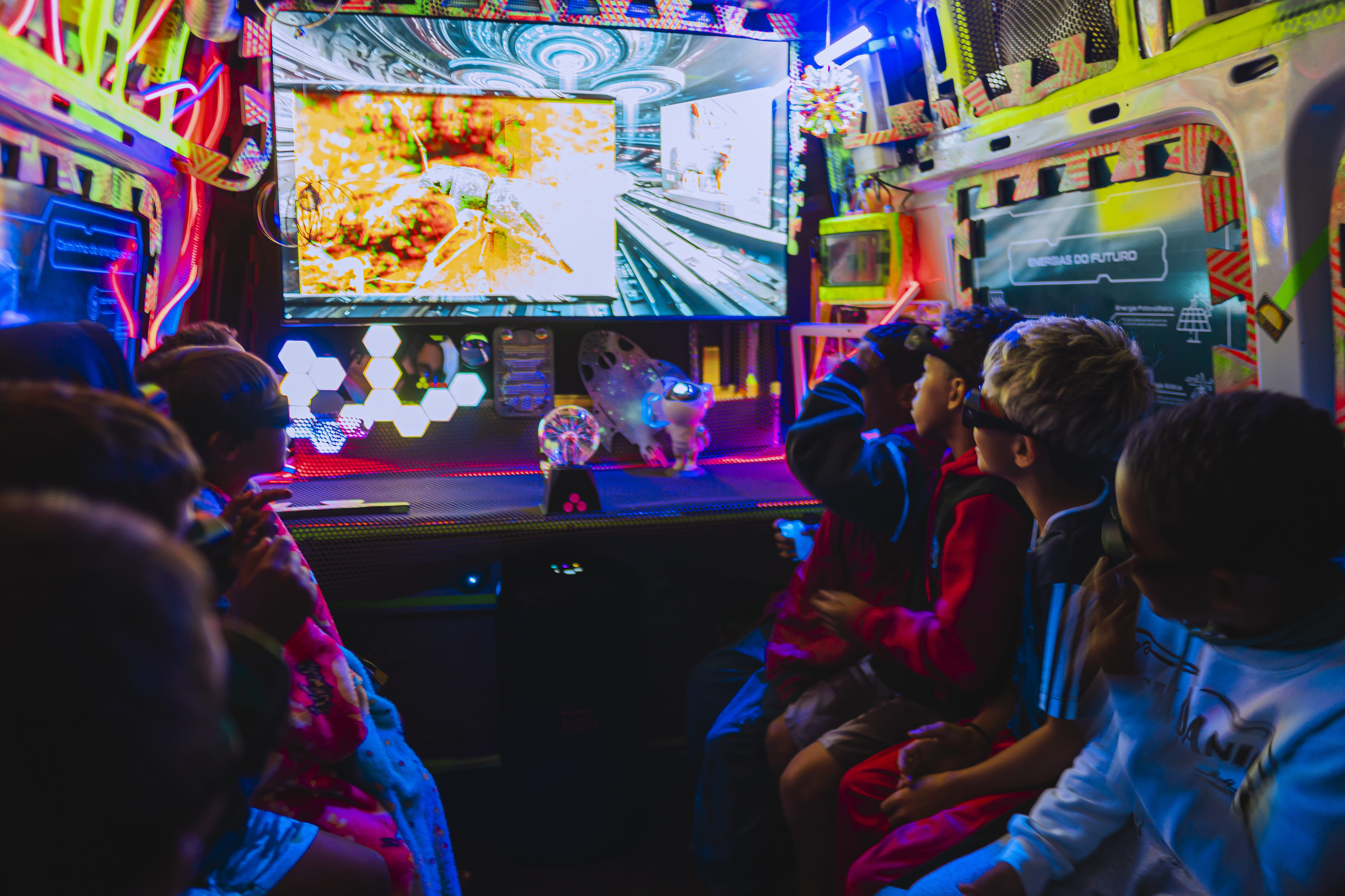 cinesolar | Divertida Mente 2, em Dois Córregos (SP)