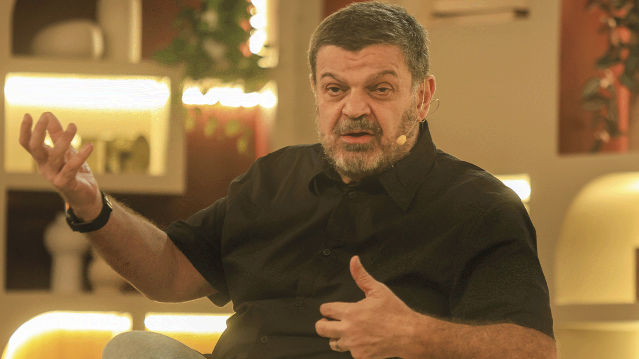 café na tv | Riscos atuais à subjetividade e a busca por bem viver, com Pedro de Santi